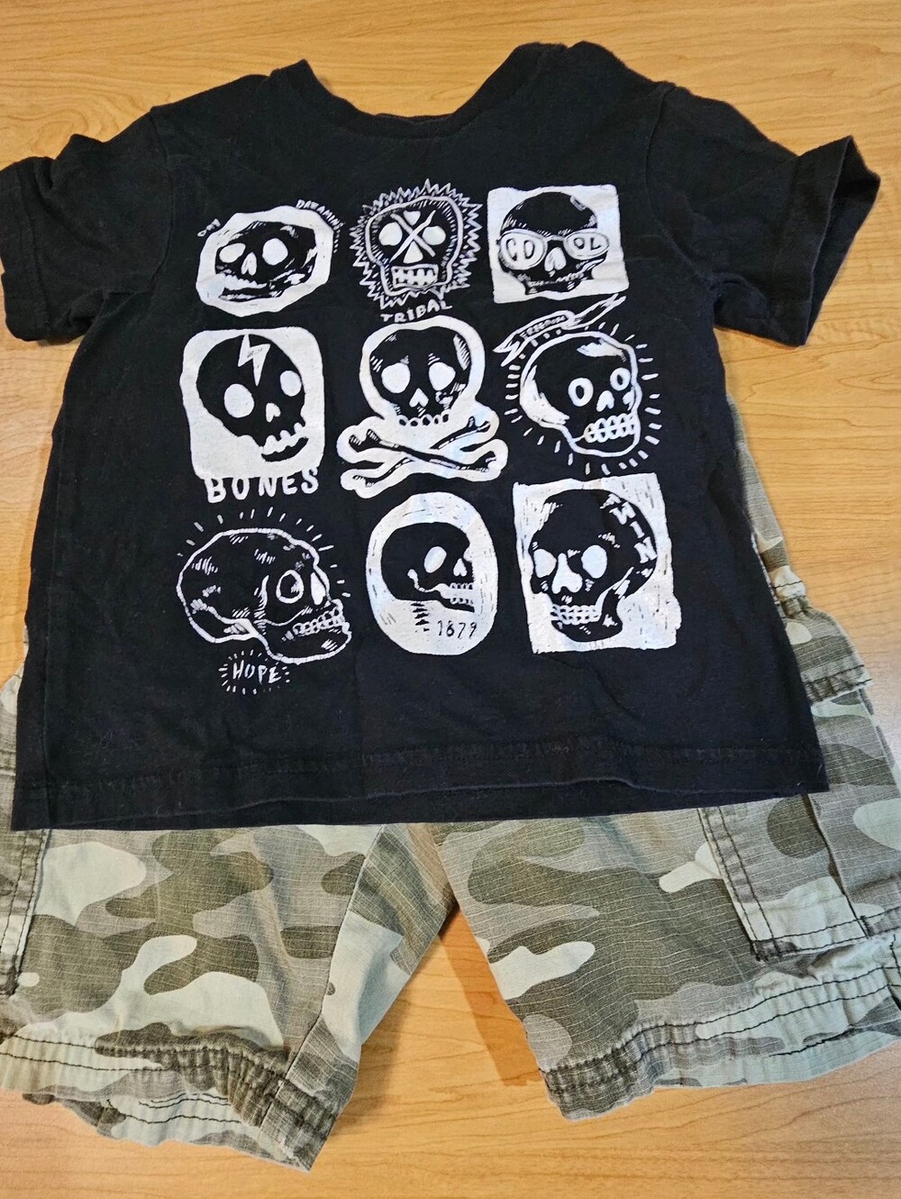 Kids Black Graphic Skull T-Shirt - Unbranded